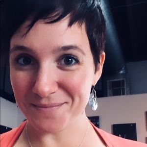 Meet your Posher, Abigail